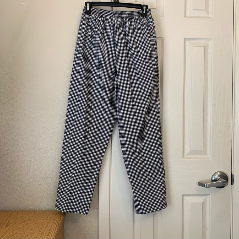 Vintage black and white plaid trousers